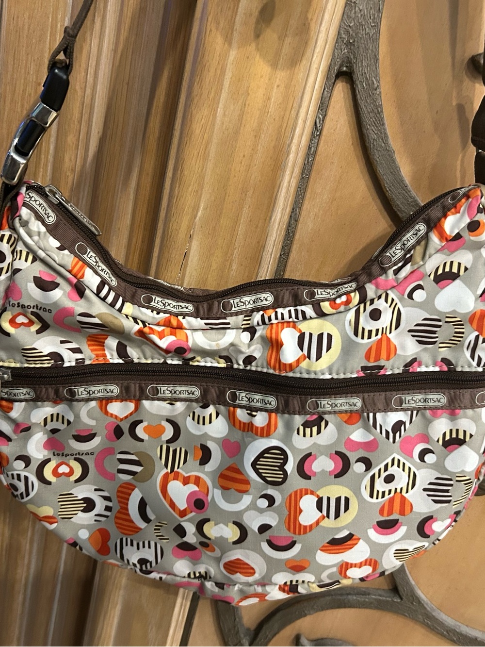 LeSportsac Deluxe Everyday Bag - Vintage Multicolor Graphic Heart Print Y2K